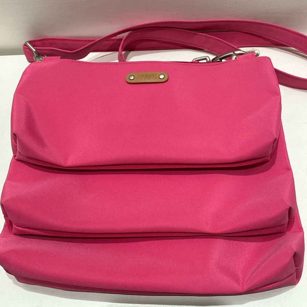 MAGGI B Set of 3 Pink Travel Pouches With Crossbody Strap